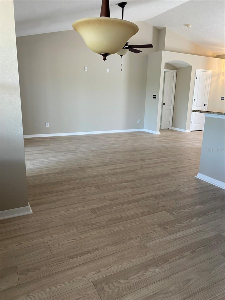 1302 AVONWOOD COURT