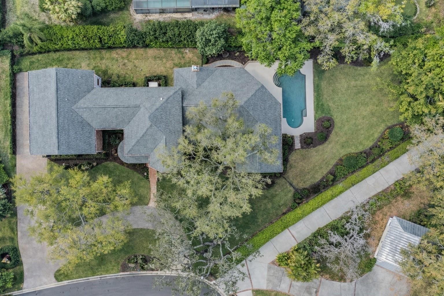 COBB ACRES ON LAKE TARPON - Residential