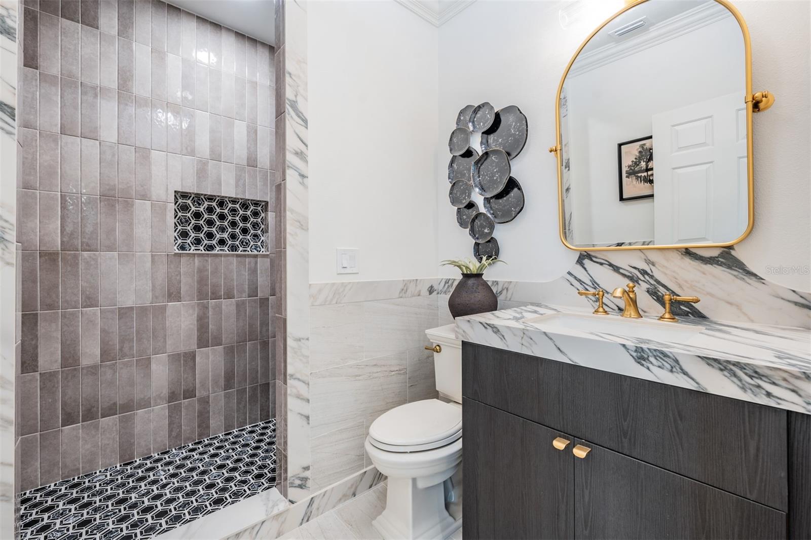 COBB ACRES ON LAKE TARPON - Residential