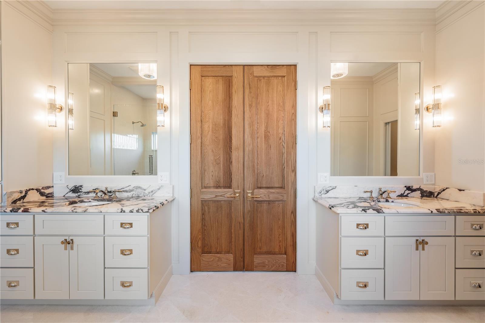 COBB ACRES ON LAKE TARPON - Residential