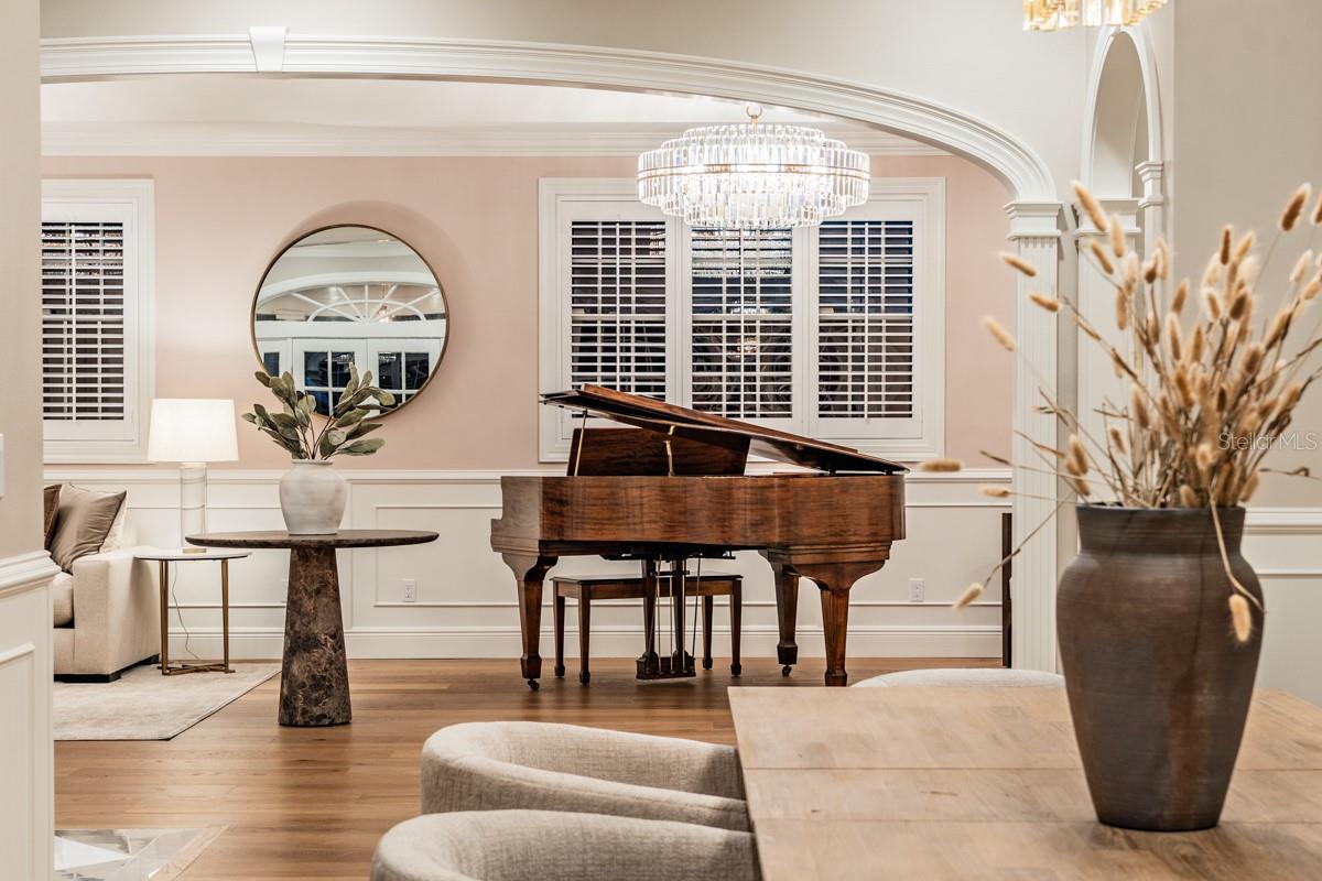 COBB ACRES ON LAKE TARPON - Residential