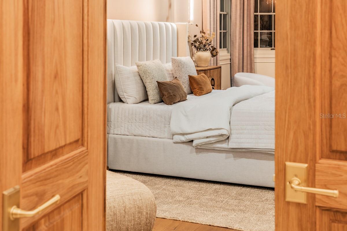 COBB ACRES ON LAKE TARPON - Residential