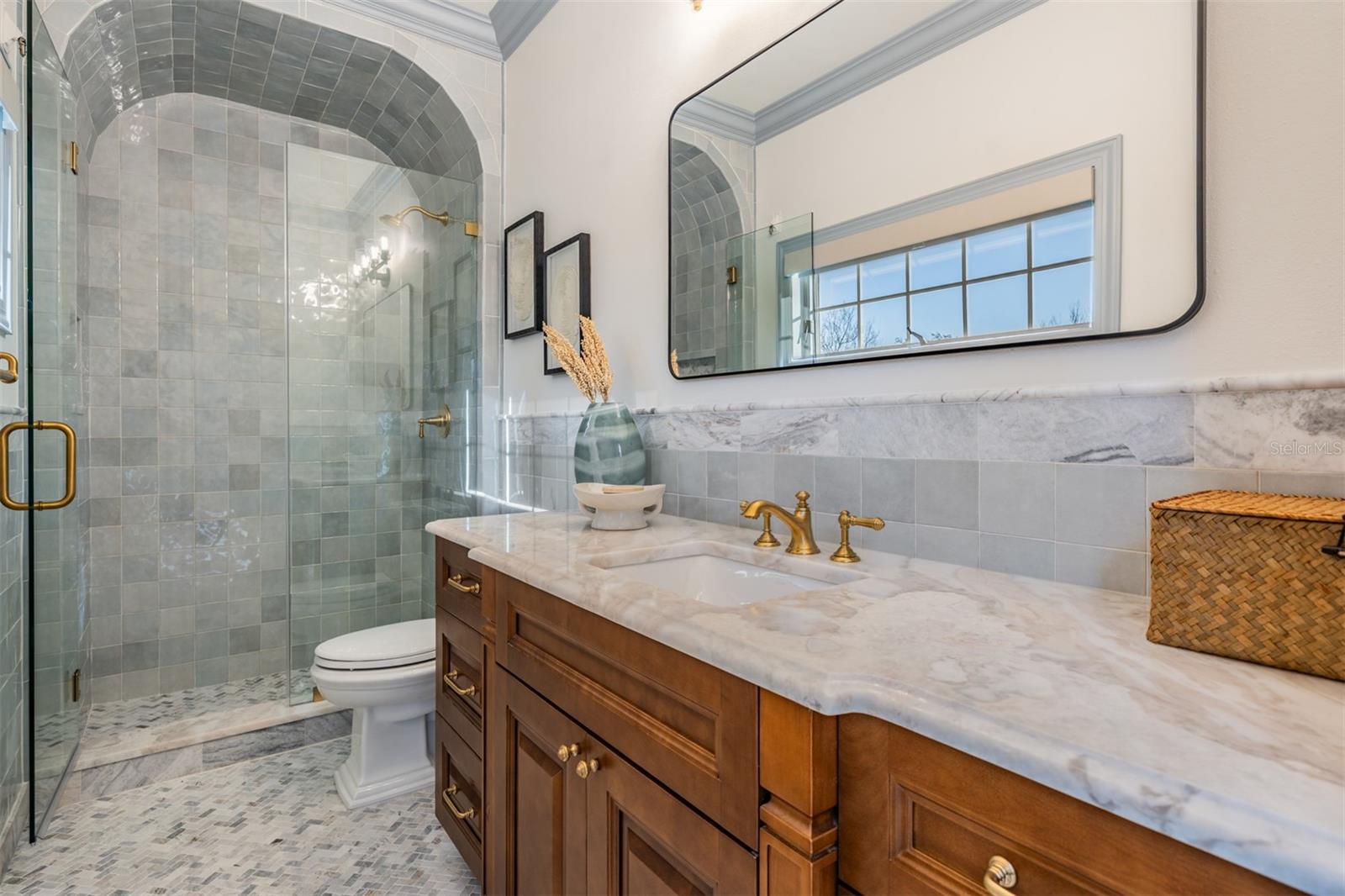 COBB ACRES ON LAKE TARPON - Residential