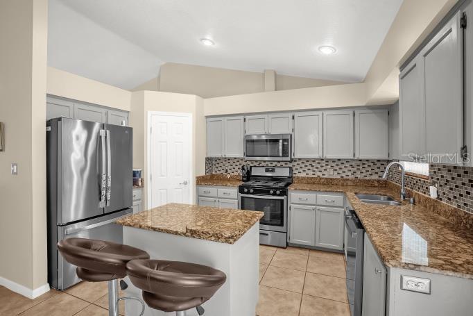 LAKEWOOD RIDGE PH VI - Residential