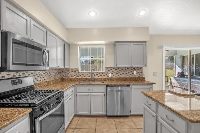 LAKEWOOD RIDGE PH VI - Residential