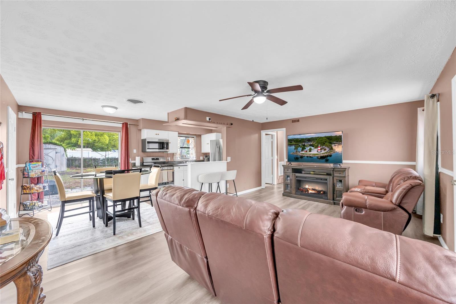 GOLDEN ISLE - Residential