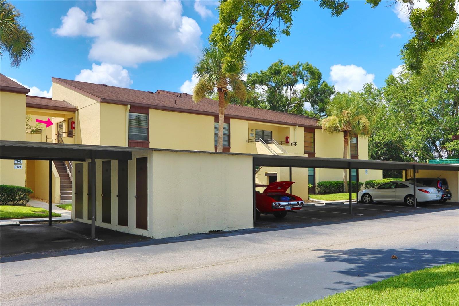 13608 S VILLAGE DRIVE 6201