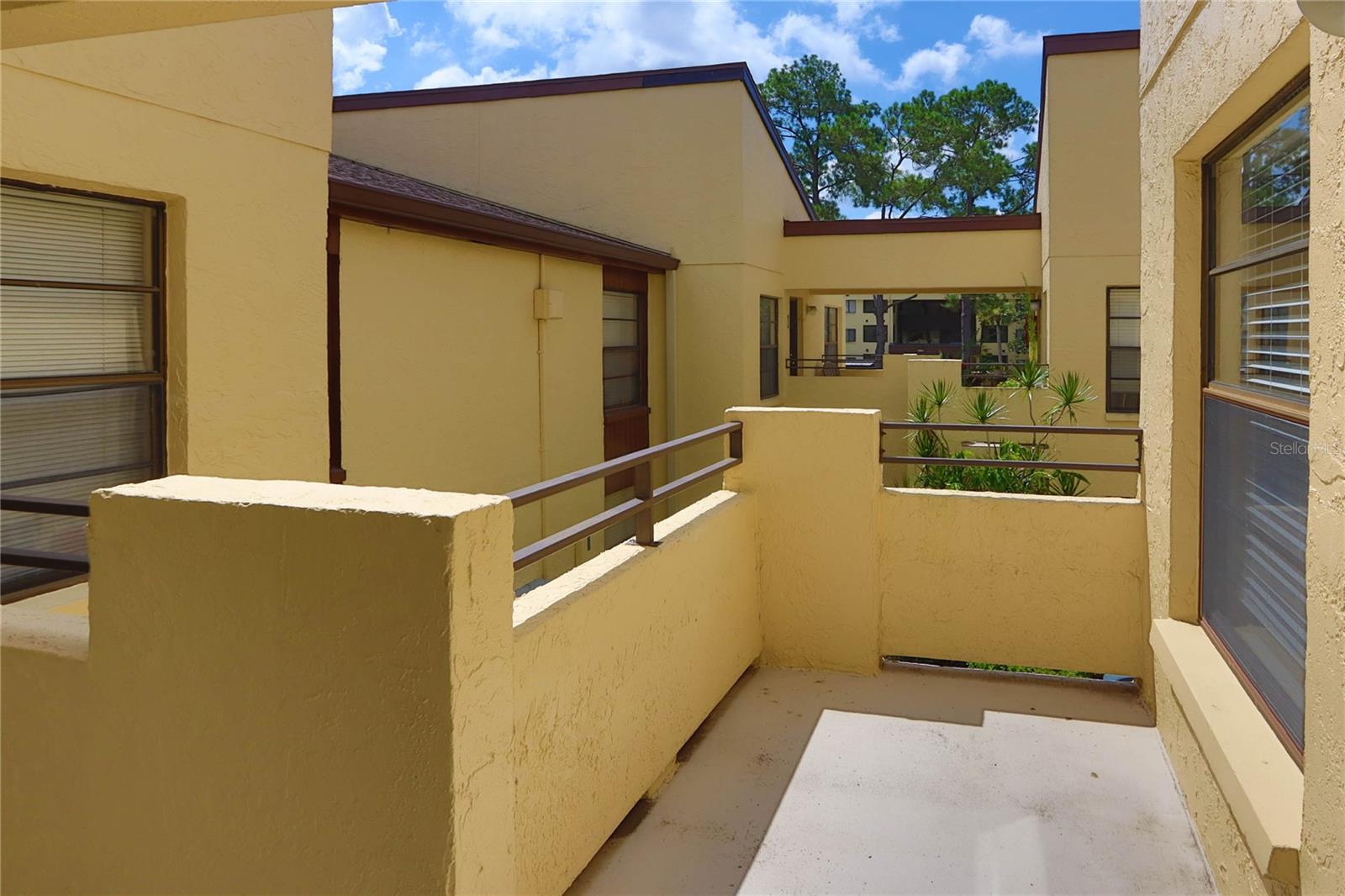 13608 S VILLAGE DRIVE 6201