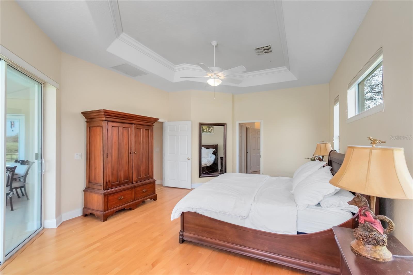 GOLDEN FARMS - Residential