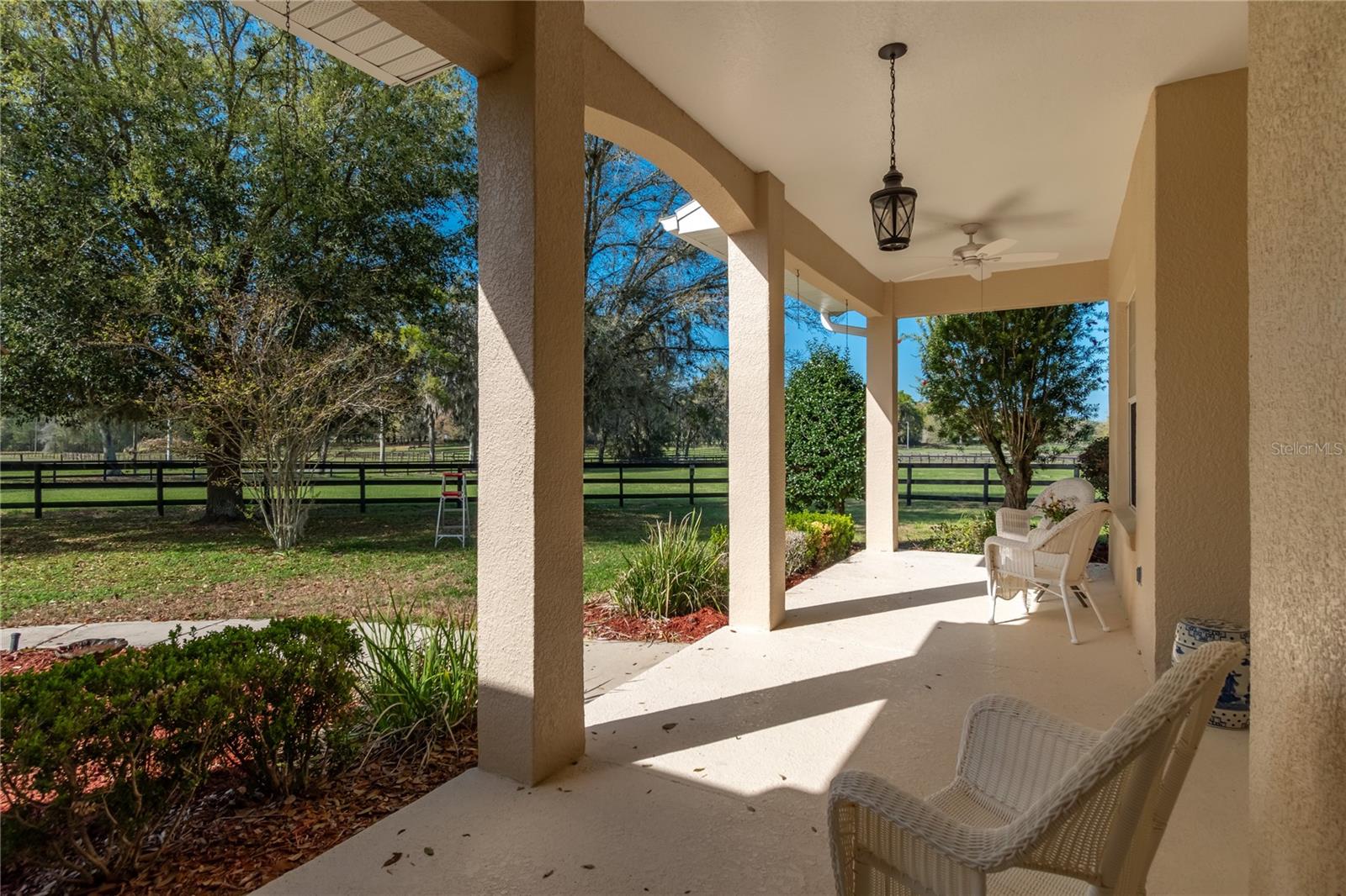 GOLDEN FARMS - Residential