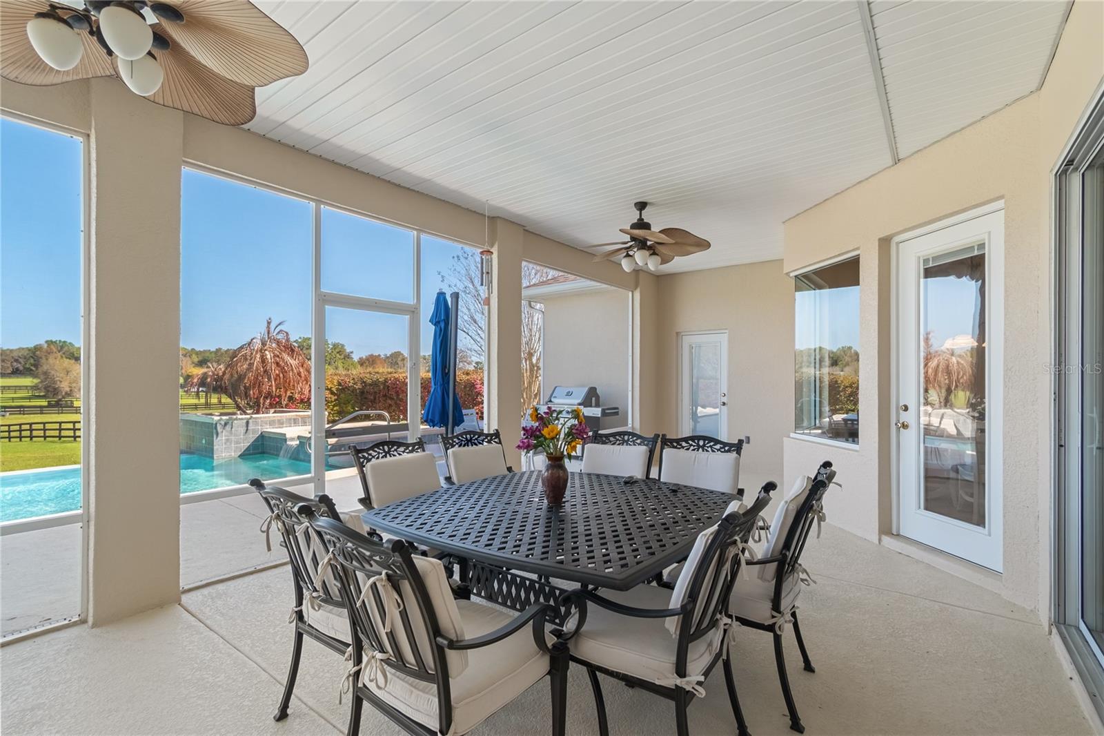 GOLDEN FARMS - Residential