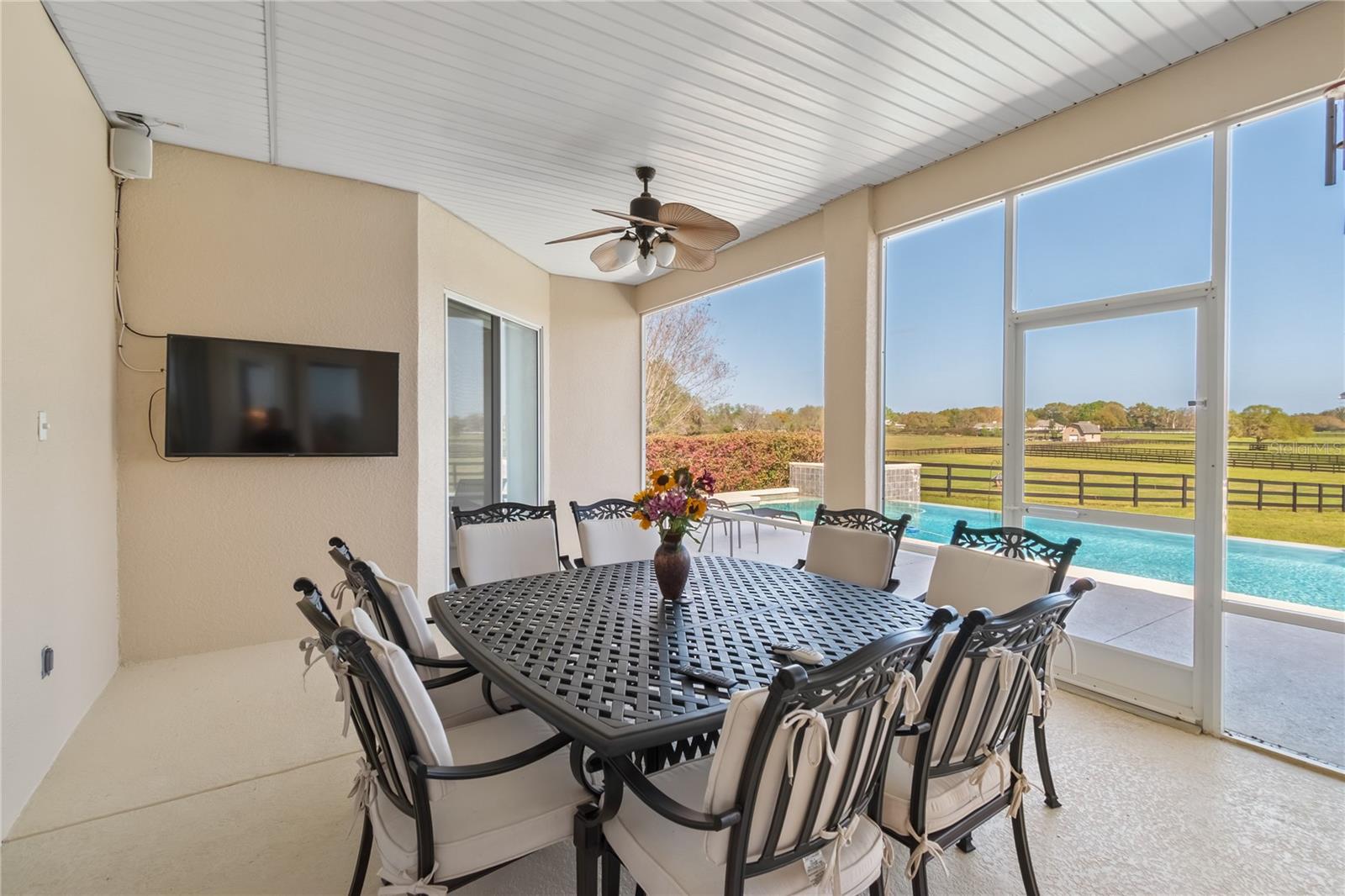 GOLDEN FARMS - Residential