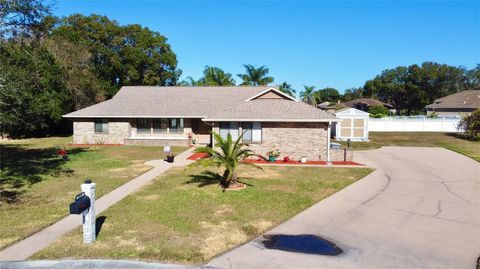 A home in DEBARY