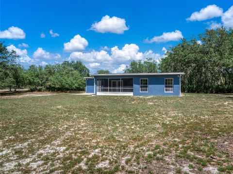 A home in FROSTPROOF