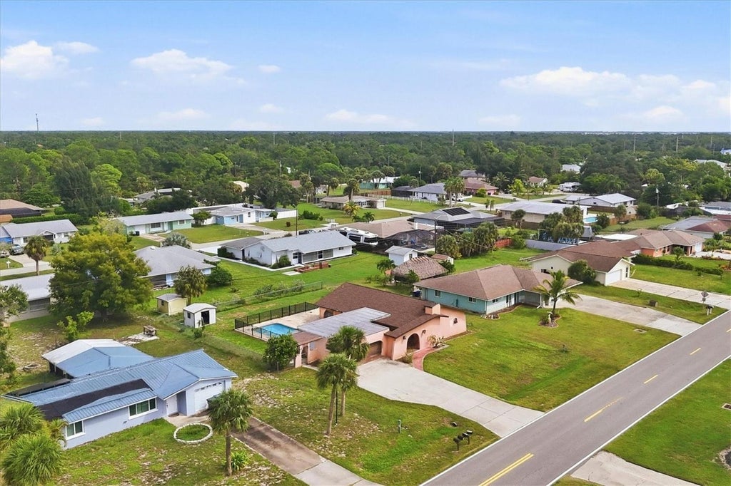 Photo of 1484 Overbrook Road, Englewood, FL 34223 (MLS # D6149079)