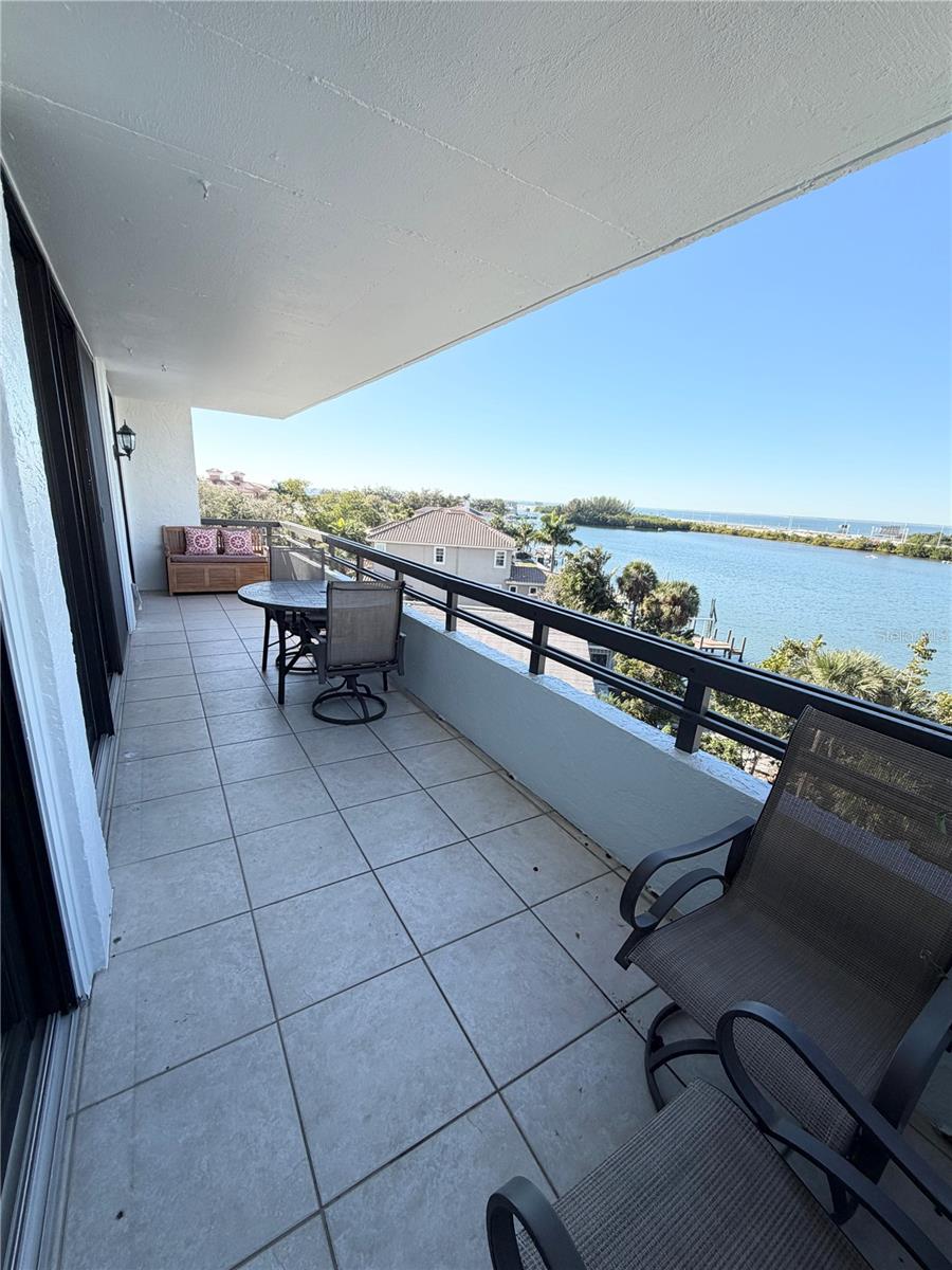 MARINER CONDO APTS - Residential