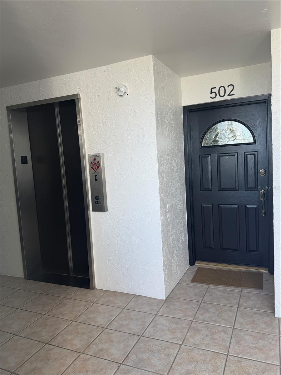 MARINER CONDO APTS - Residential