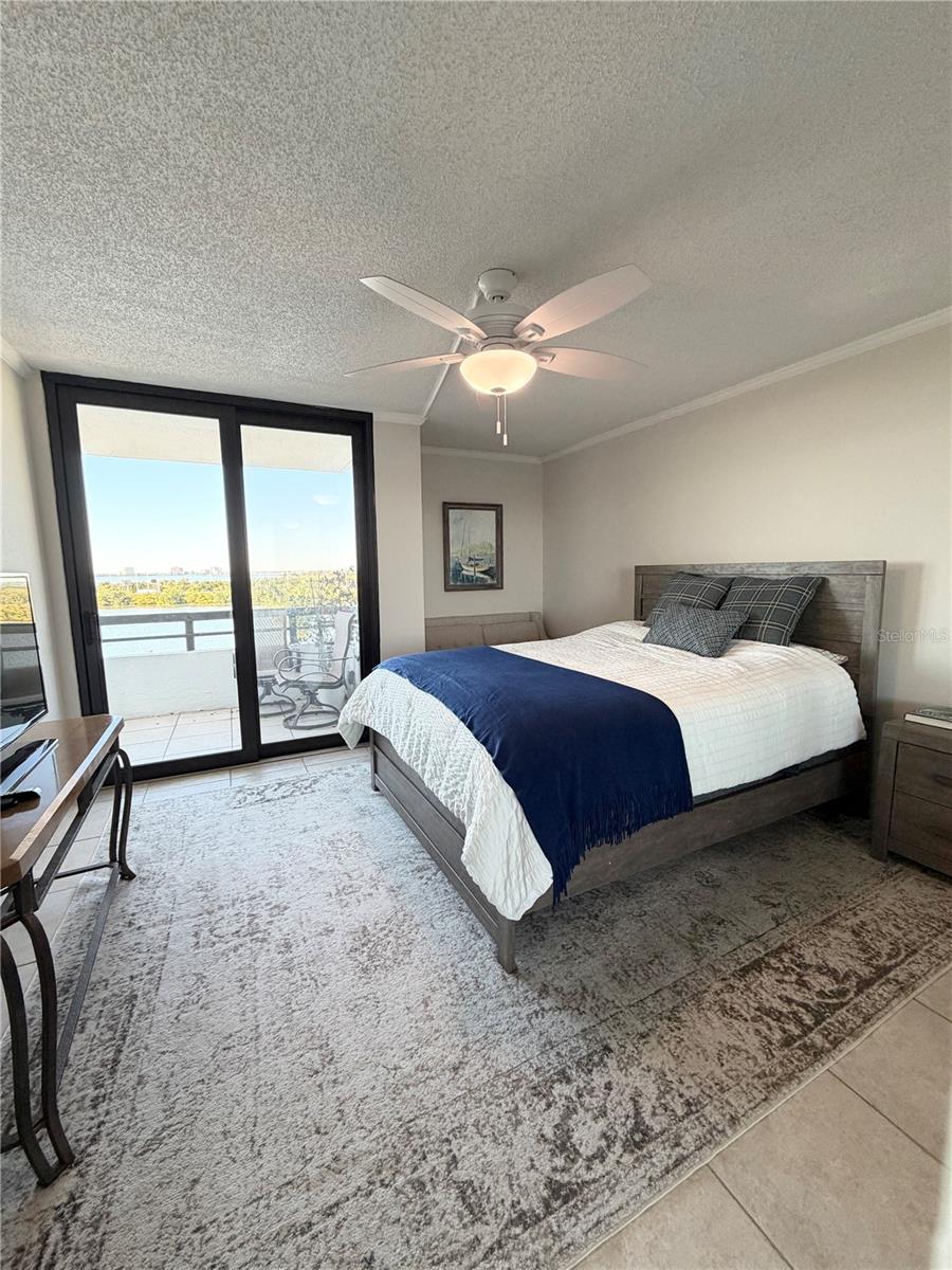 MARINER CONDO APTS - Residential