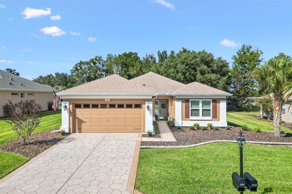 Photo of 9369 SE 124th Loop, Summerfield, FL 34491 (MLS # G5103397)