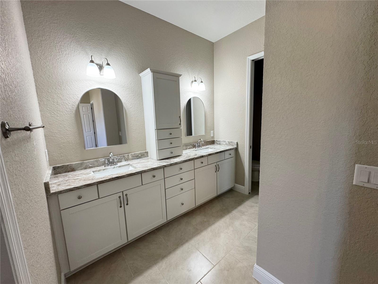 KINGSLAND COUNTRY ESTATES - Residential