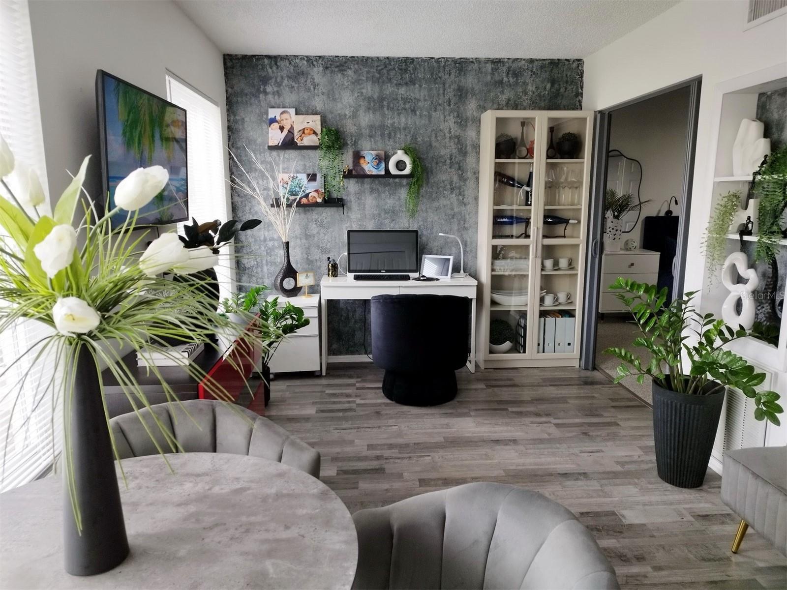 2256 SPANISH DRIVE 42