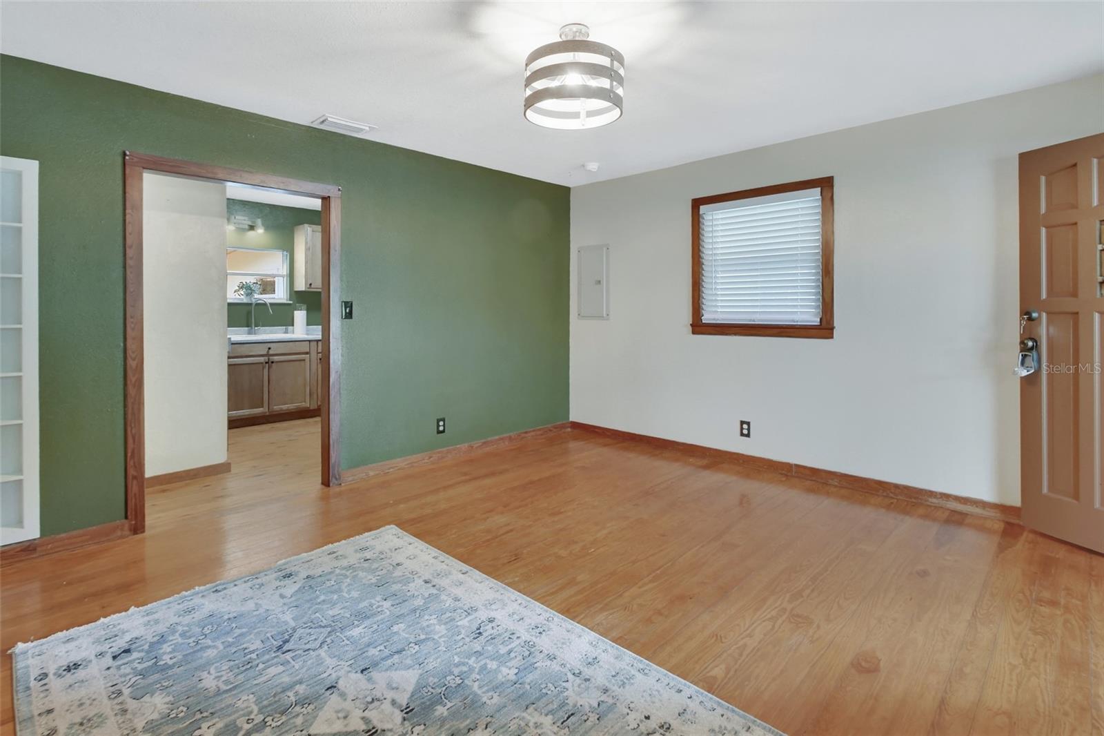 352 HARLAN AVENUE