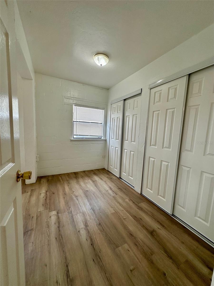 HARRIS ESTATE HARRIS LANDS REPL E 1/2 - Residential Lease