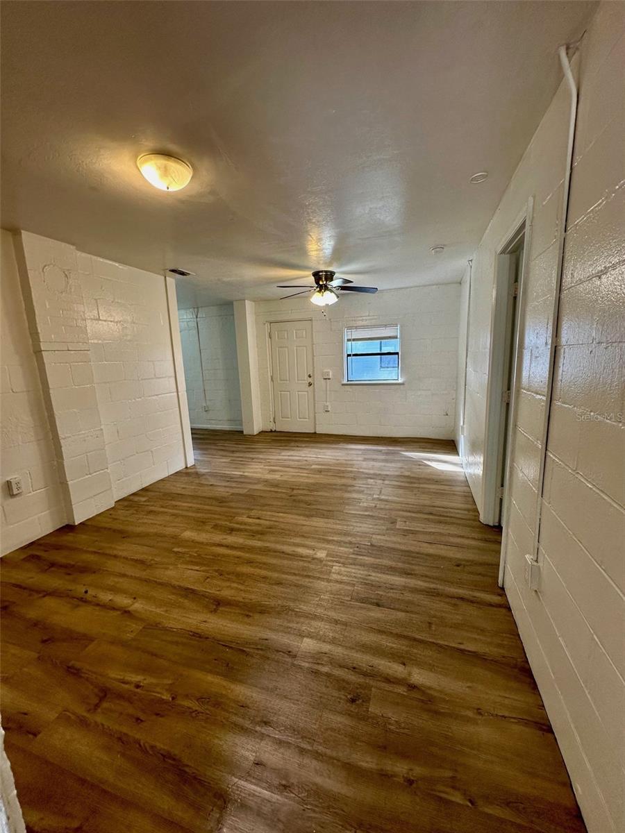 HARRIS ESTATE HARRIS LANDS REPL E 1/2 - Residential Lease