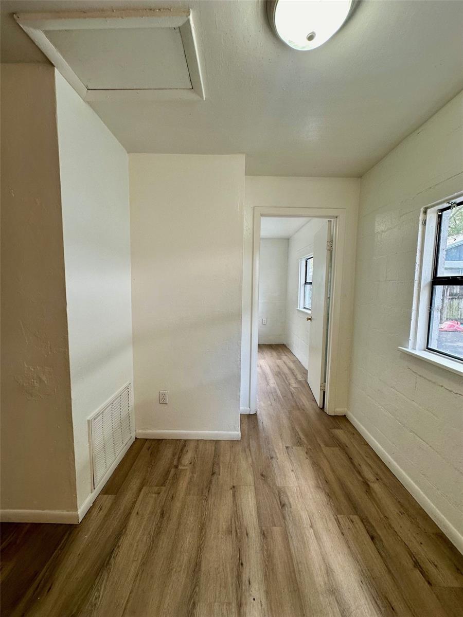 HARRIS ESTATE HARRIS LANDS REPL E 1/2 - Residential Lease