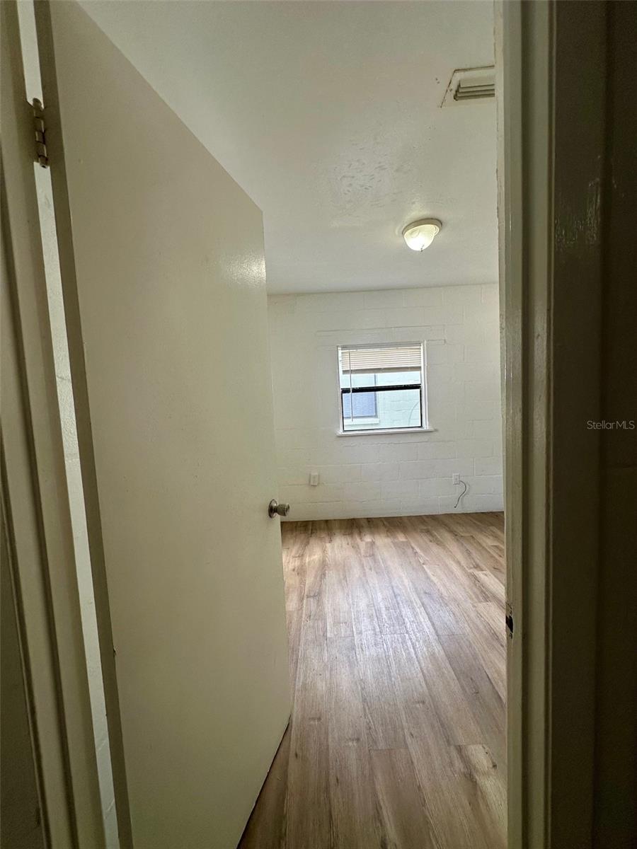 HARRIS ESTATE HARRIS LANDS REPL E 1/2 - Residential Lease