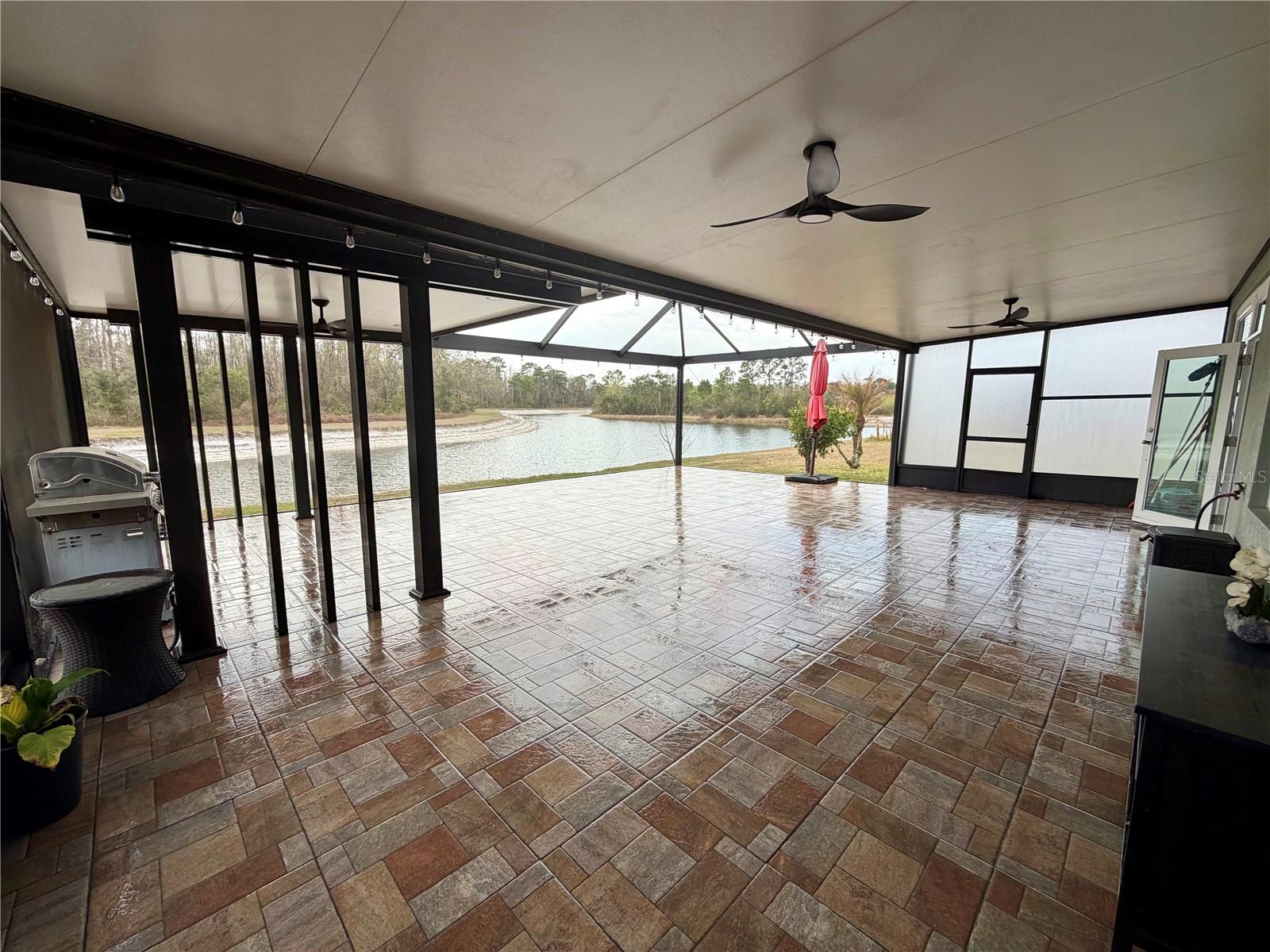 20265 MERRY OAK AVENUE