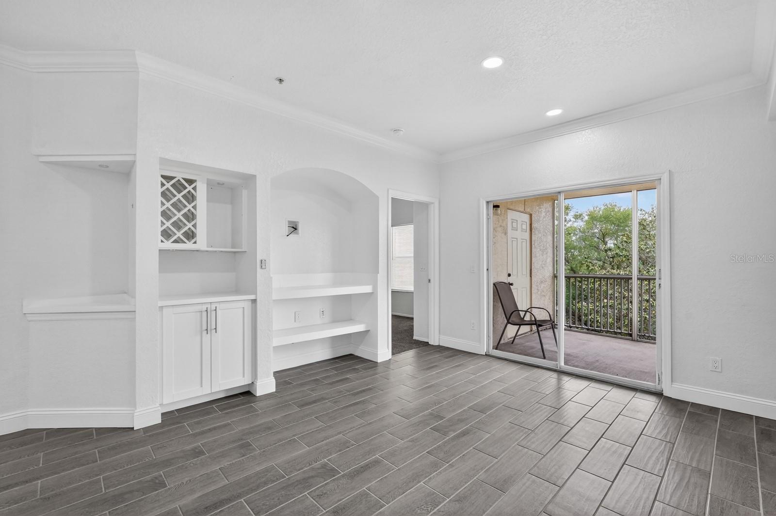 BONA VISTA CONDO - Residential