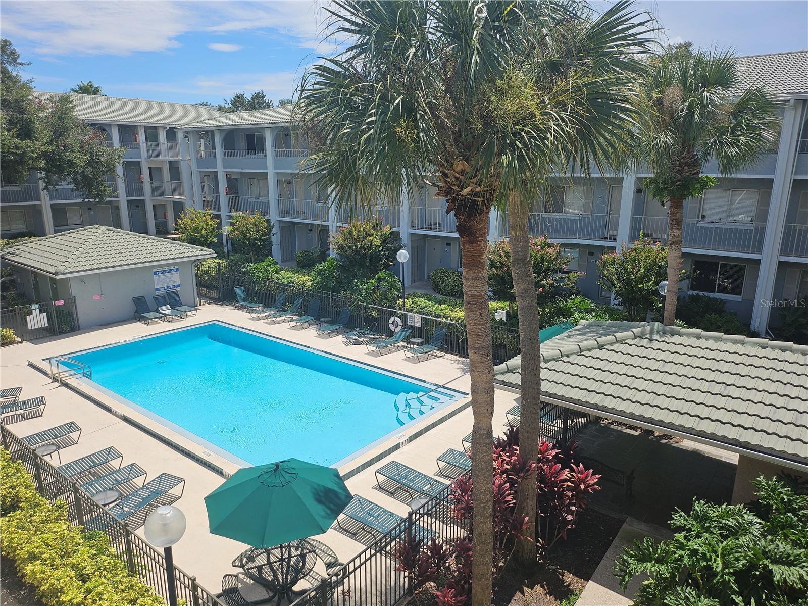 WATERSIDE AT CRANES ROOST A CONDO COMMUNITY - Residential