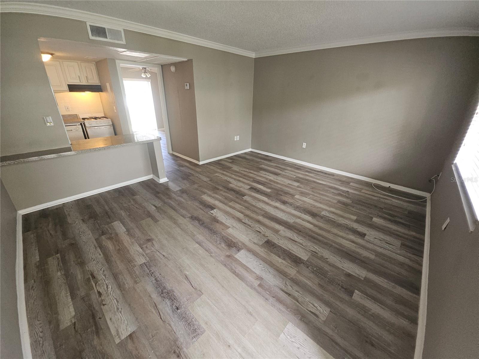 WATERSIDE AT CRANES ROOST A CONDO COMMUNITY - Residential