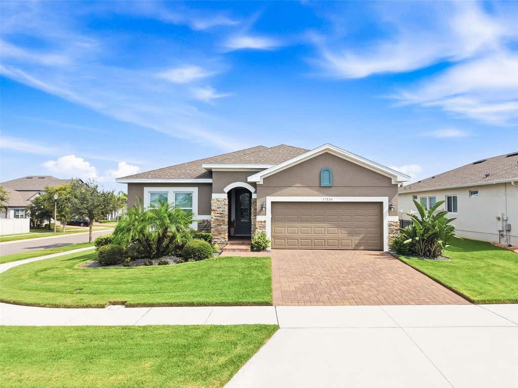 Photo of 17026 Crestmont Boulevard, Clermont, FL 34711 (MLS # O6437262)