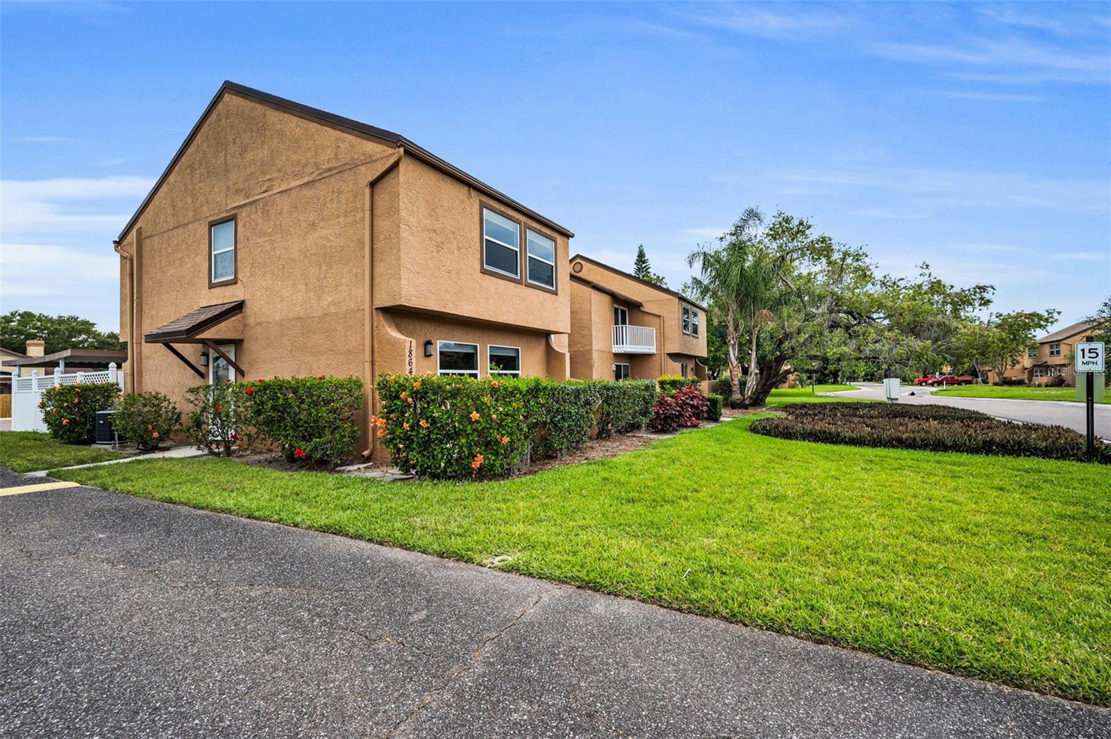 1864 CLEARBROOKE DRIVE