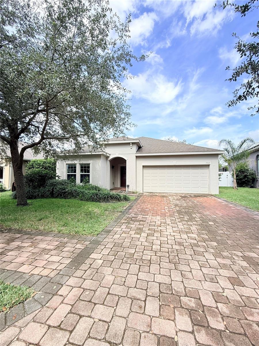 Photo of 732 Bridgeford Crossing Boulevard, Davenport, FL 33837 (MLS # S5159154)