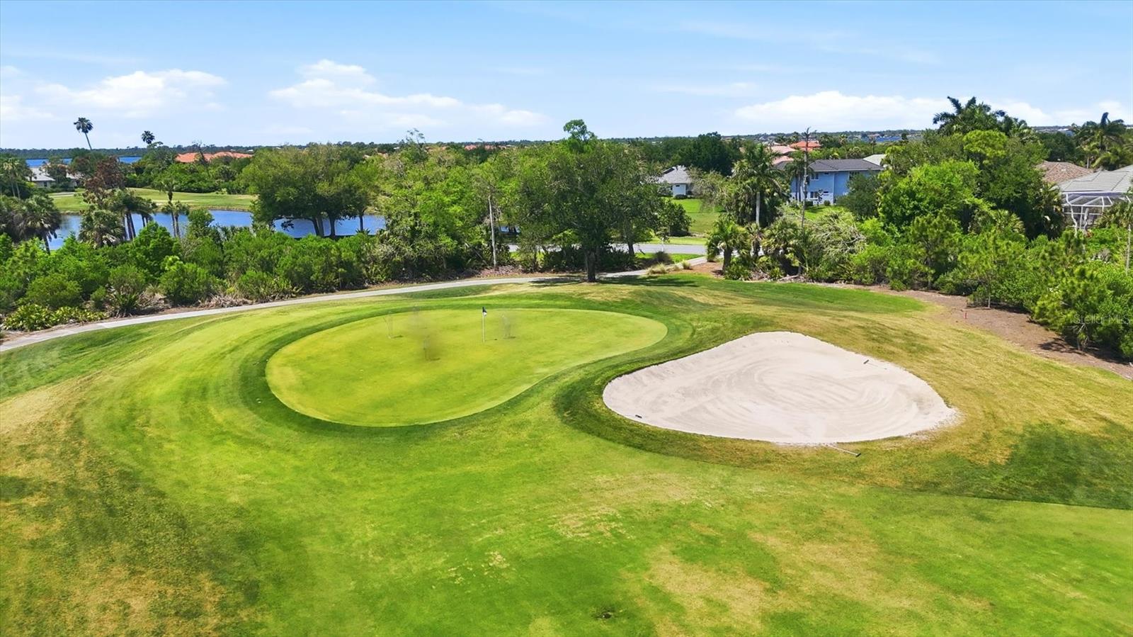 RIVERWOOD - Residential