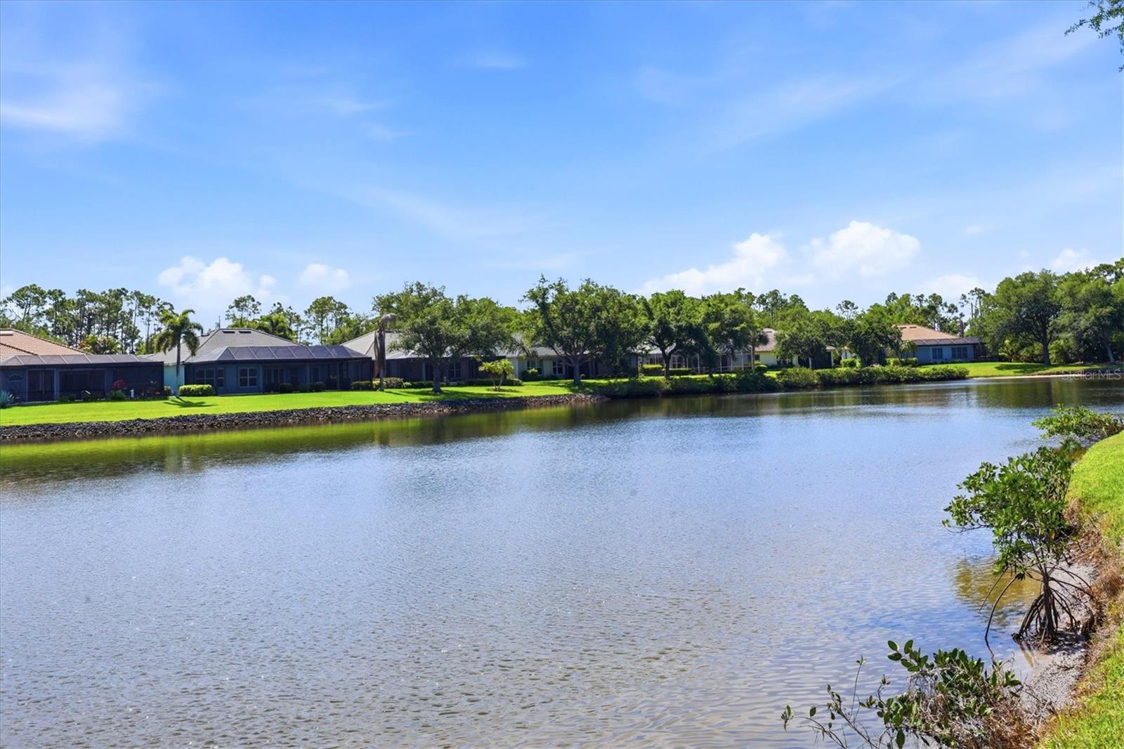 RIVERWOOD - Residential