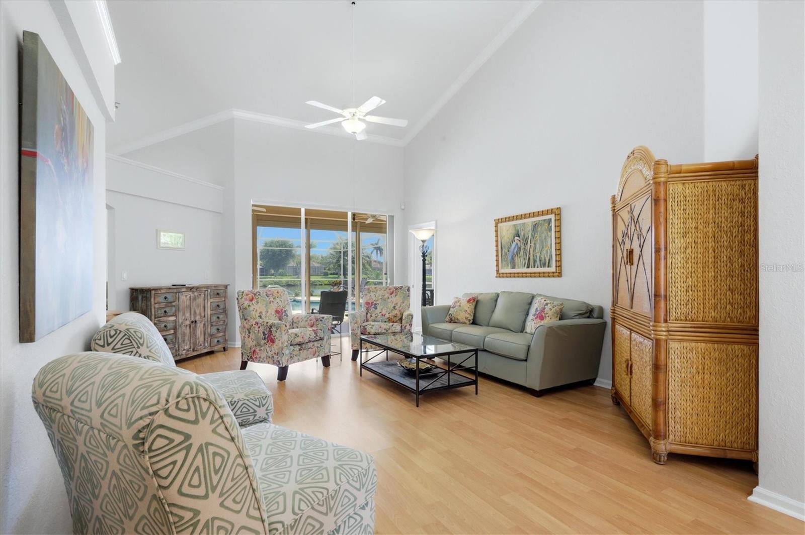 RIVERWOOD - Residential