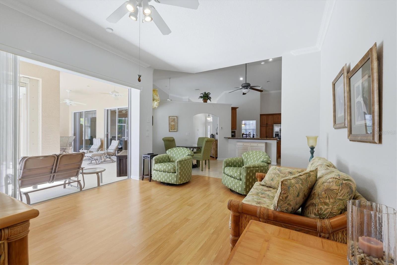 RIVERWOOD - Residential