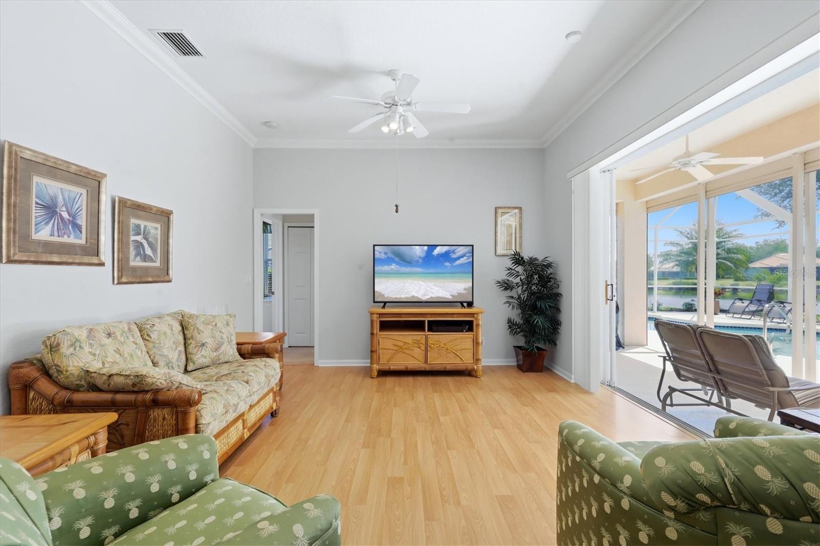 RIVERWOOD - Residential