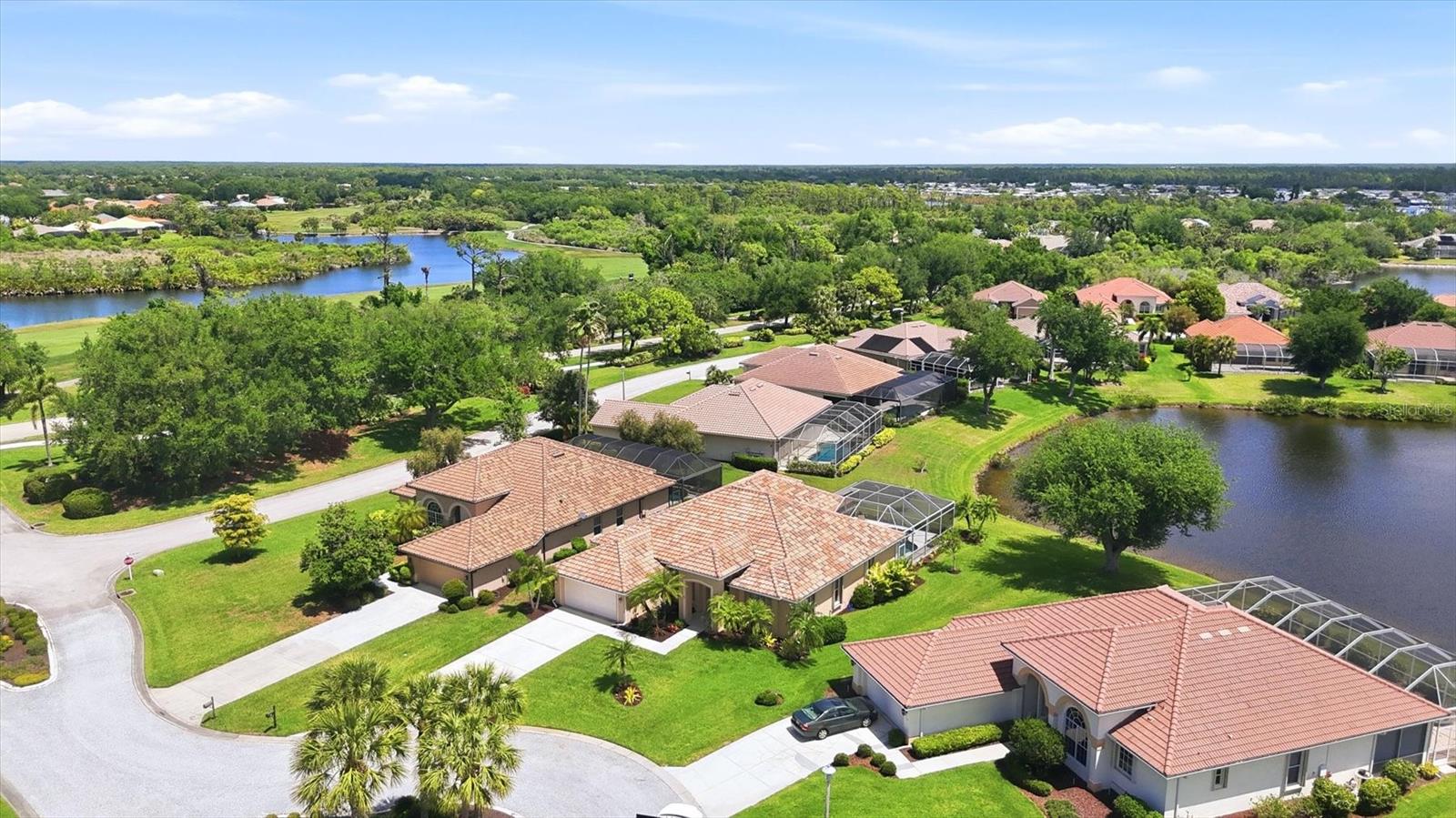 RIVERWOOD - Residential