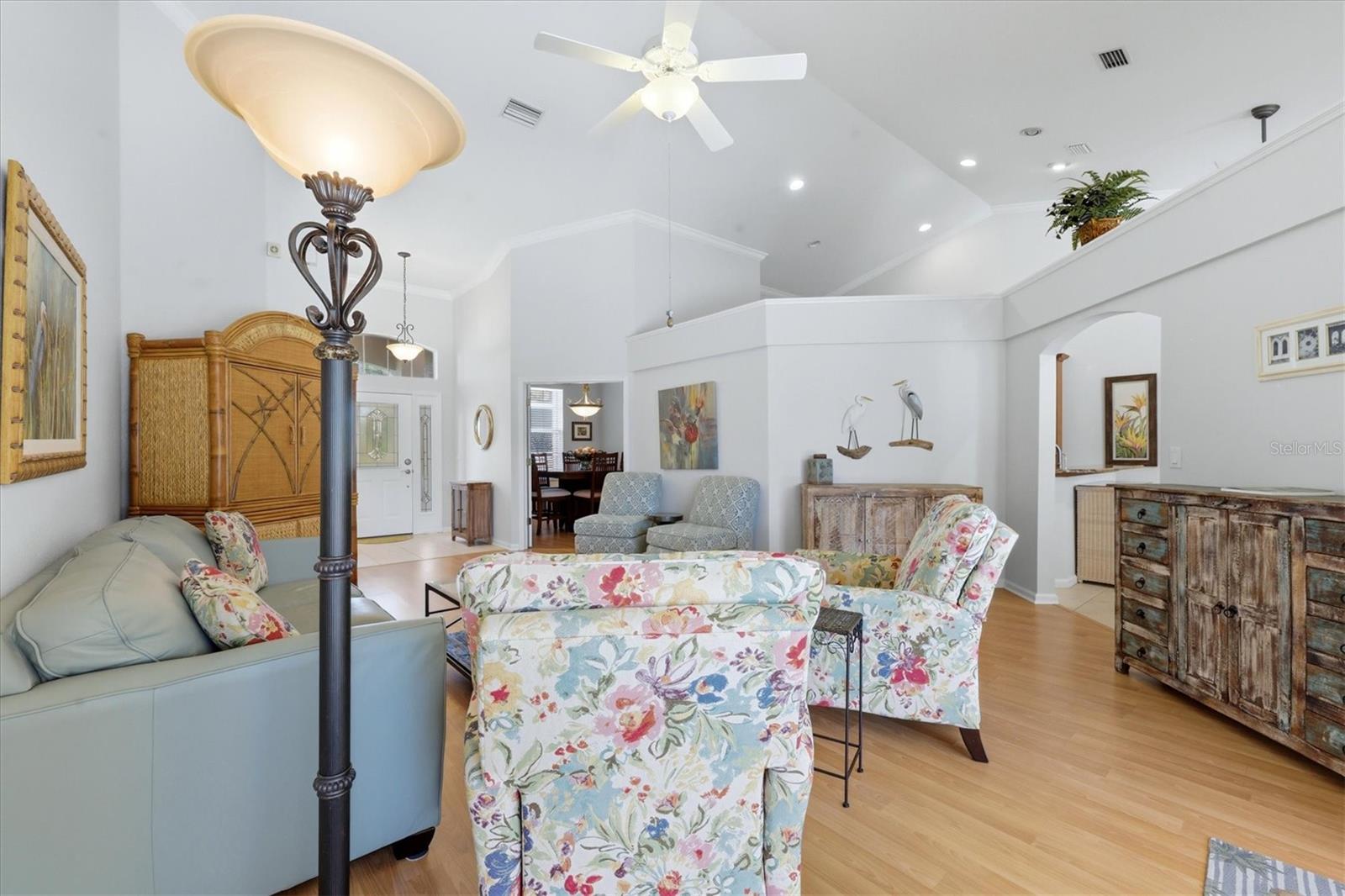 RIVERWOOD - Residential