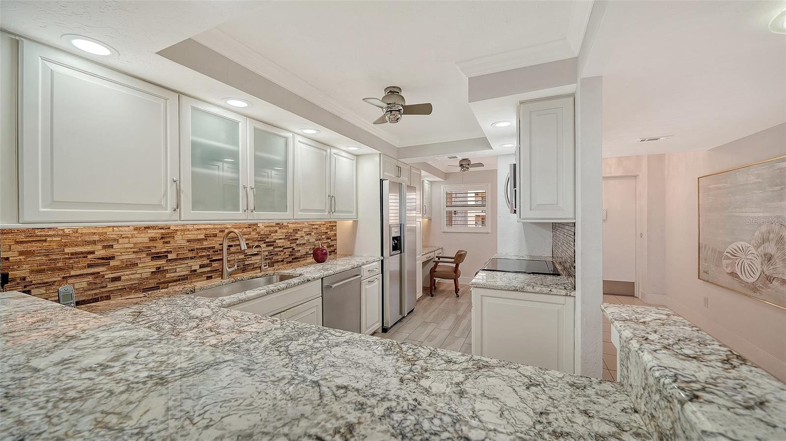 ISLAND REEF I - Residential