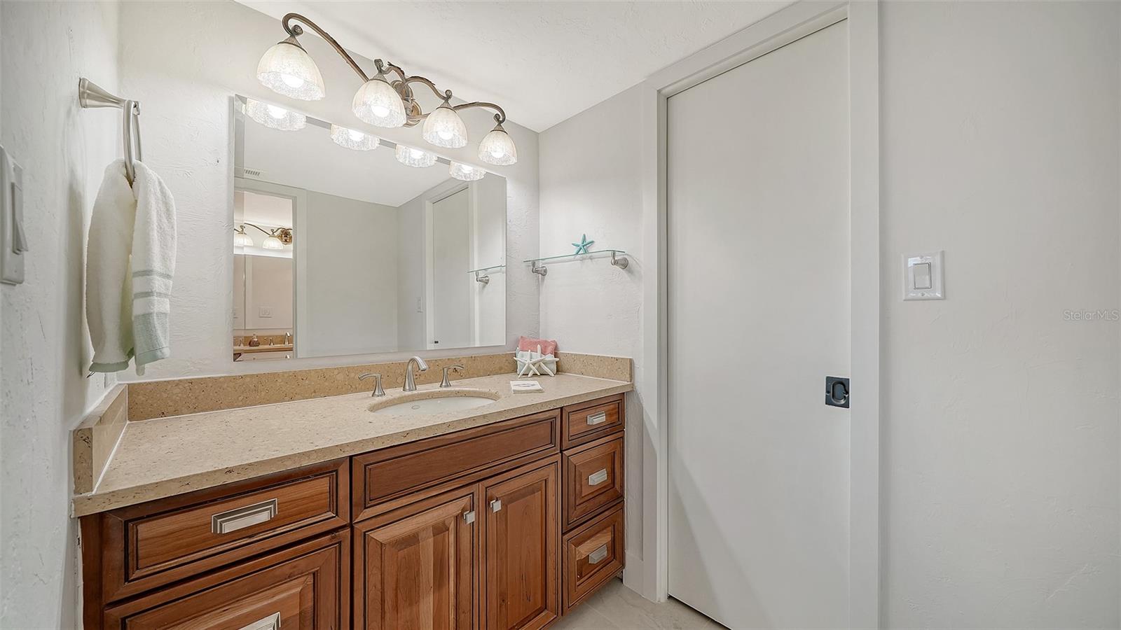 ISLAND REEF I - Residential