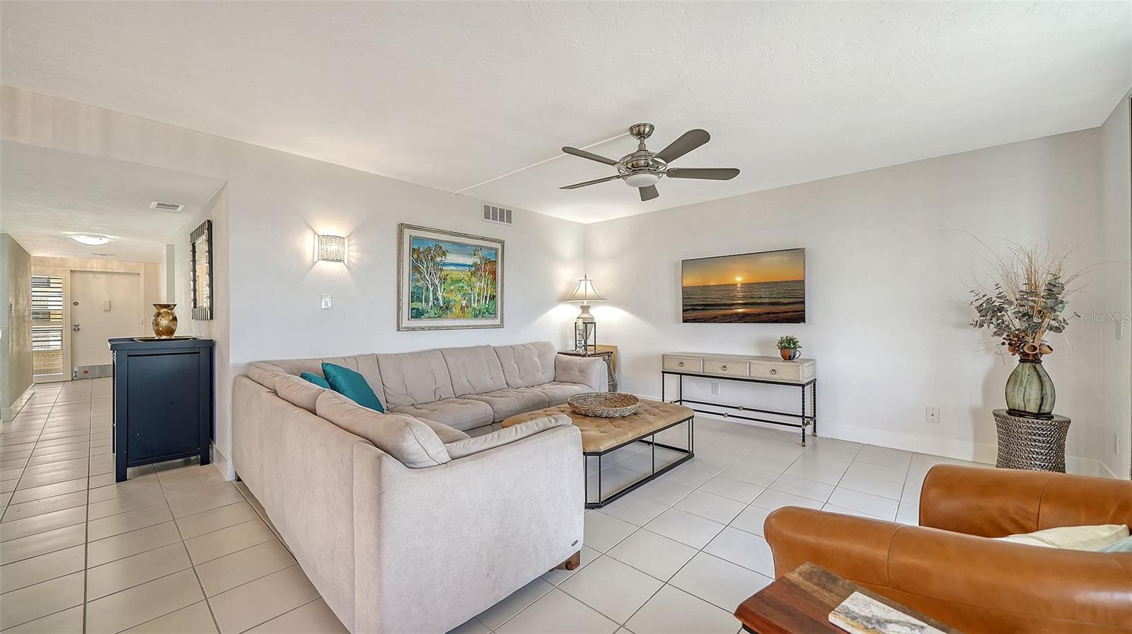 ISLAND REEF I - Residential