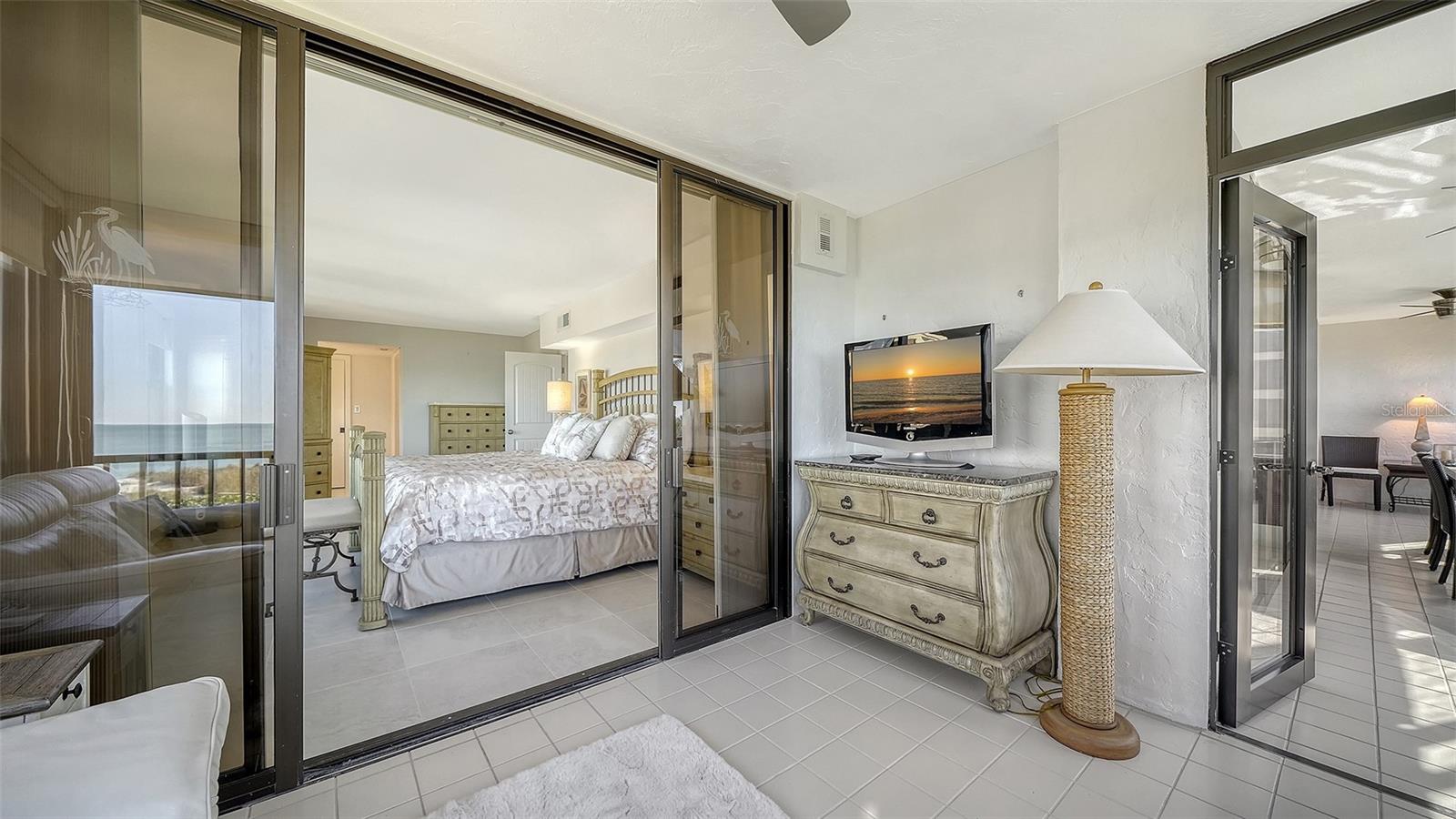 ISLAND REEF I - Residential