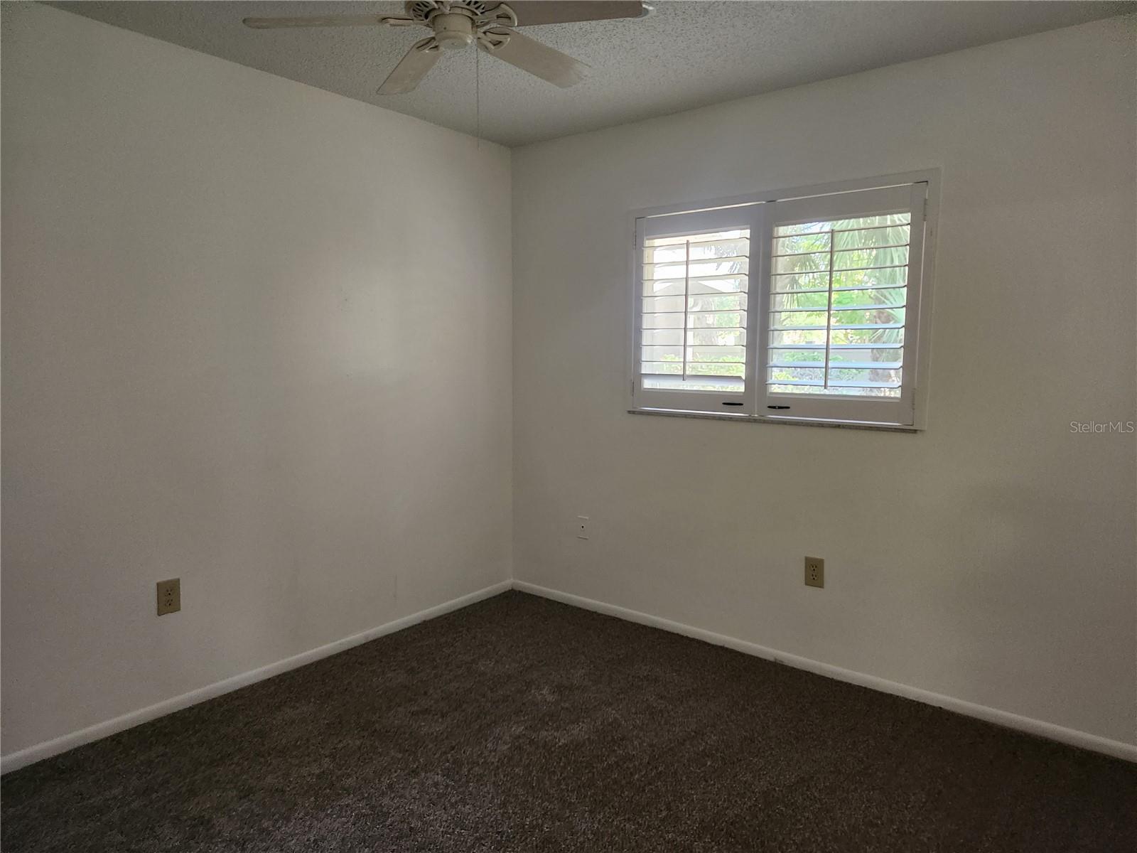JEFFERSON PINES - Residential Lease