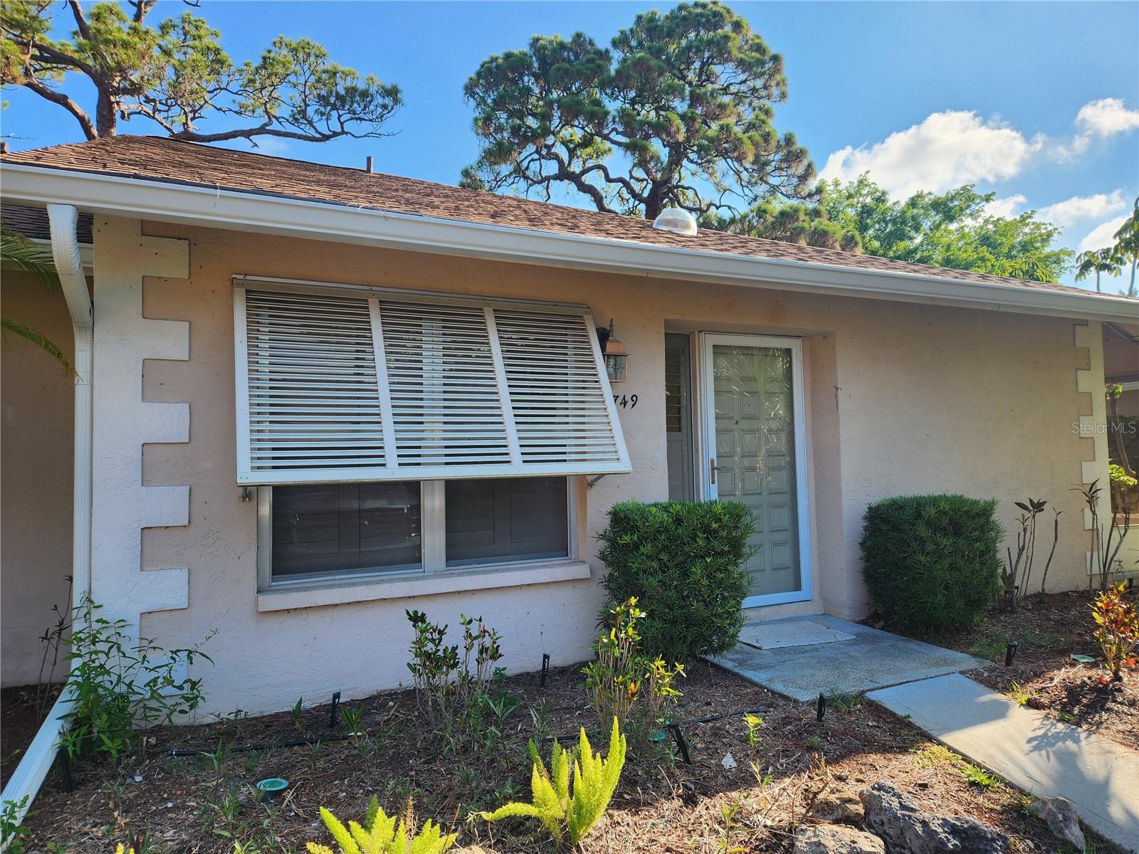 JEFFERSON PINES - Residential Lease